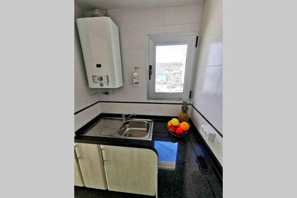Comfy Sea View Apartment With Parking Calpe Bagian luar foto